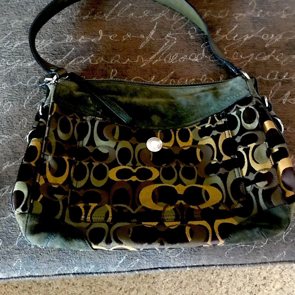 Vintage Coach green purse   No: D04U-7036